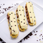 Ecler cu cremă de ciocolată neagră