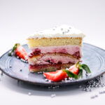 Tort cu mascarpone și fructe de pădure Fairy - Felie